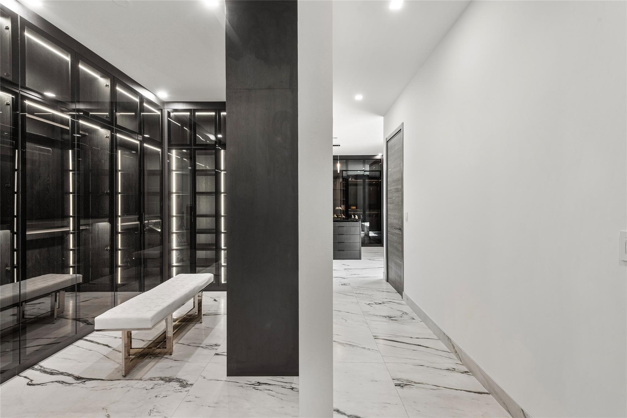 4041 Country Club Lane, Fort Lauderdale, FL 33308