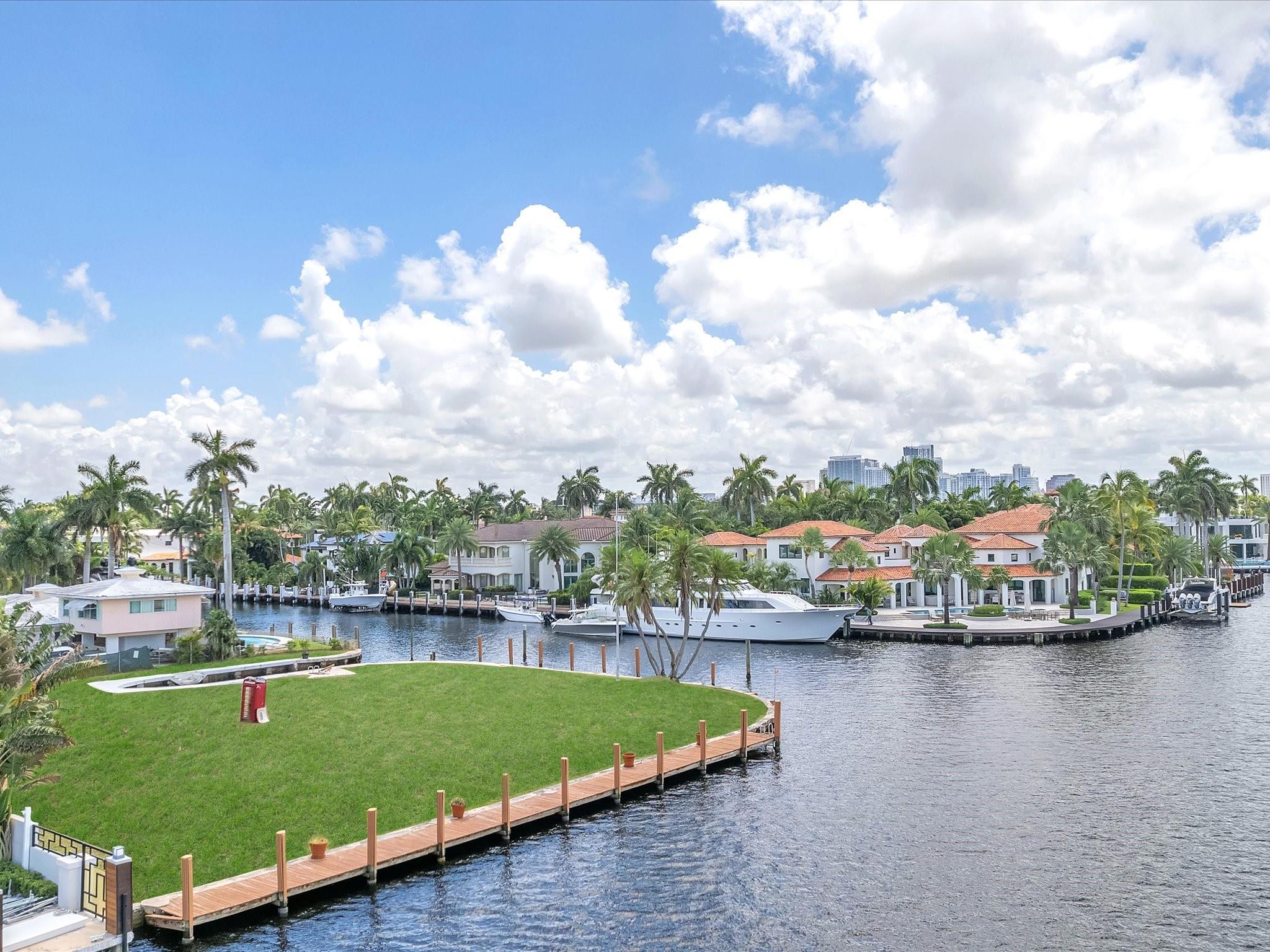 223 Royal Palm Drive, Fort Lauderdale, FL 33301