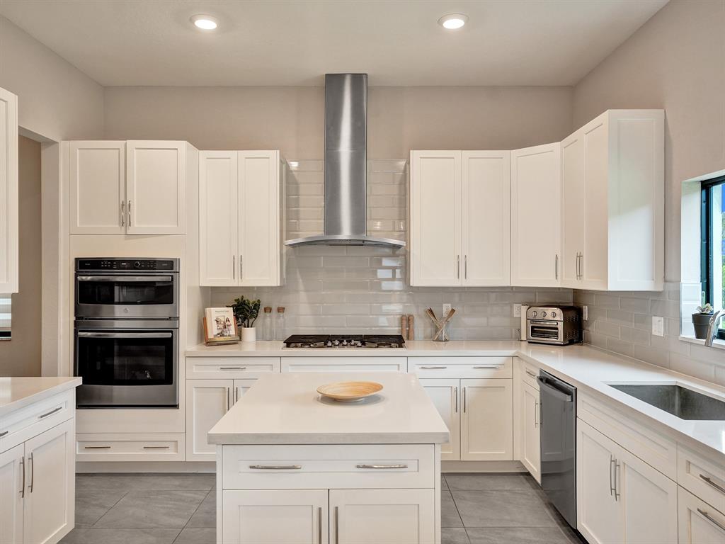 Photo for 10805 Oceano Way, Parkland, FL 33076 - Listing #FX-10428266 10805 Oceano Way, Parkland, FL 33076