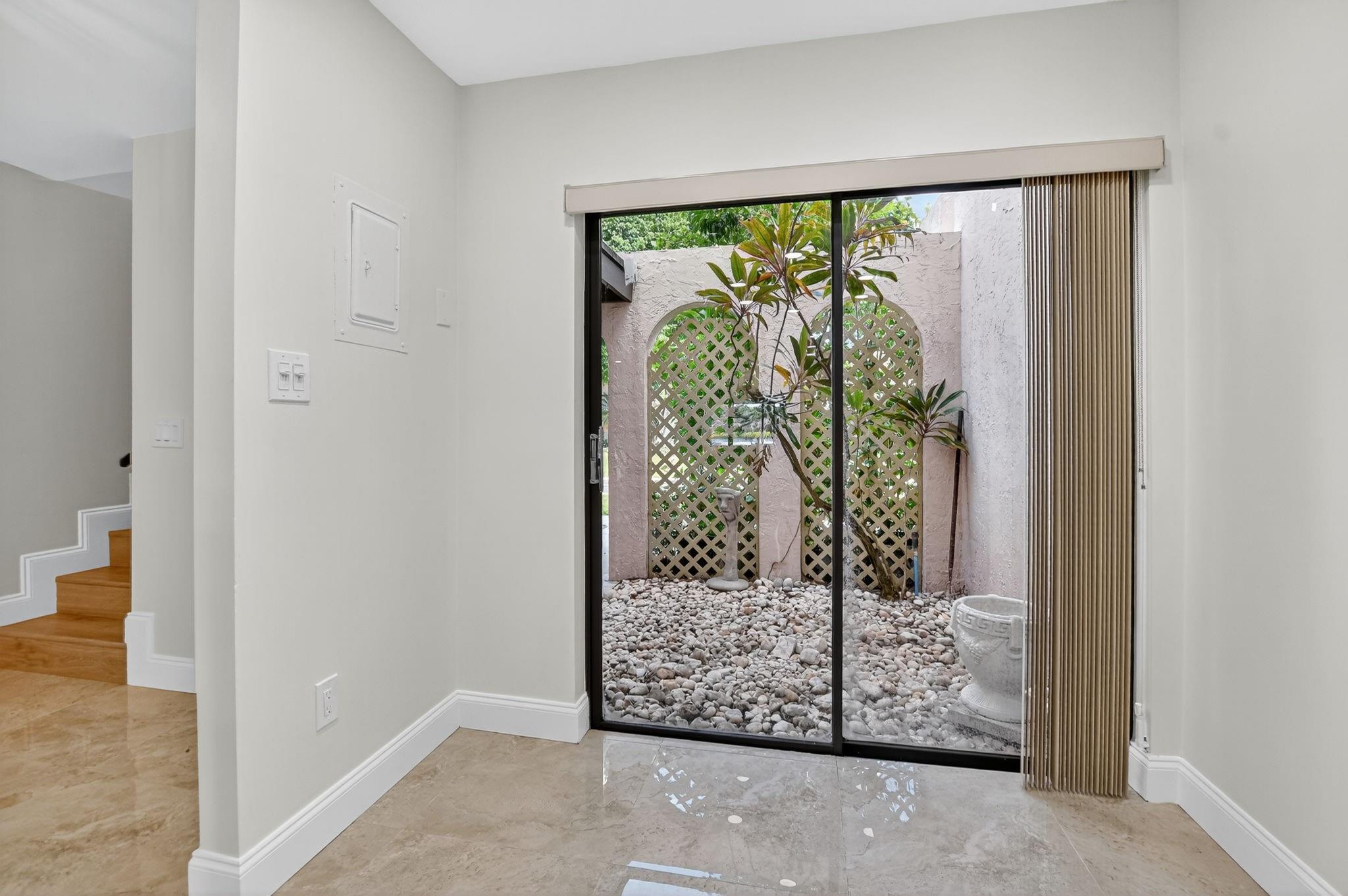 21476 Juego Circle 8C, Boca Raton, FL 33433