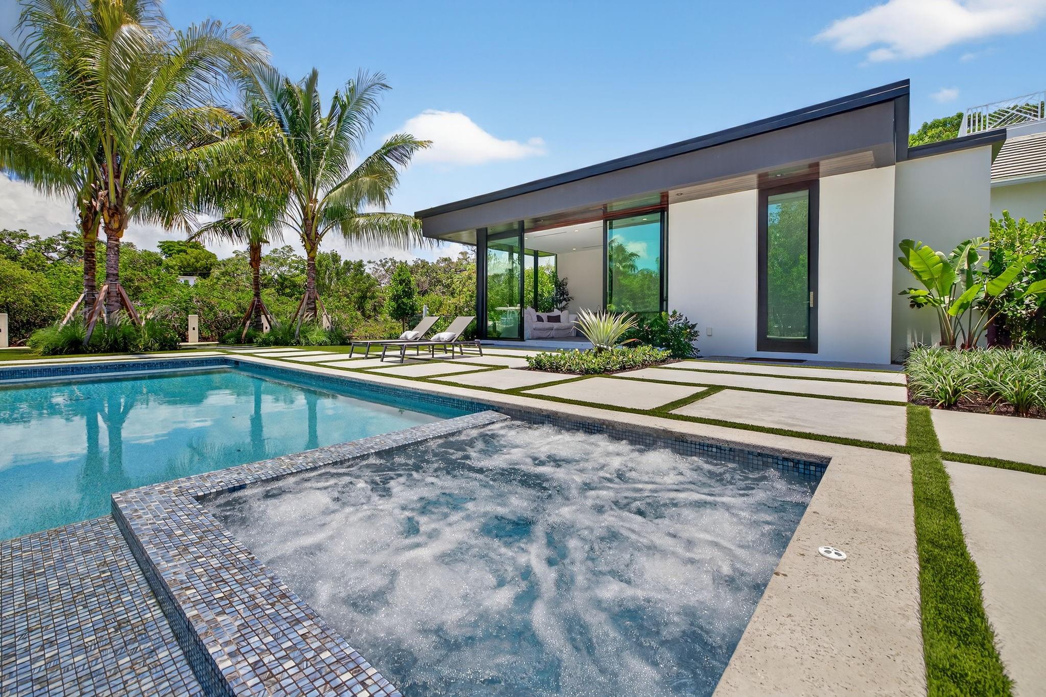 Photo for 119 N Gordon Road, Fort Lauderdale, FL 33301 - Listing #FX-10505016 119 N Gordon Road, Fort Lauderdale, FL 33301