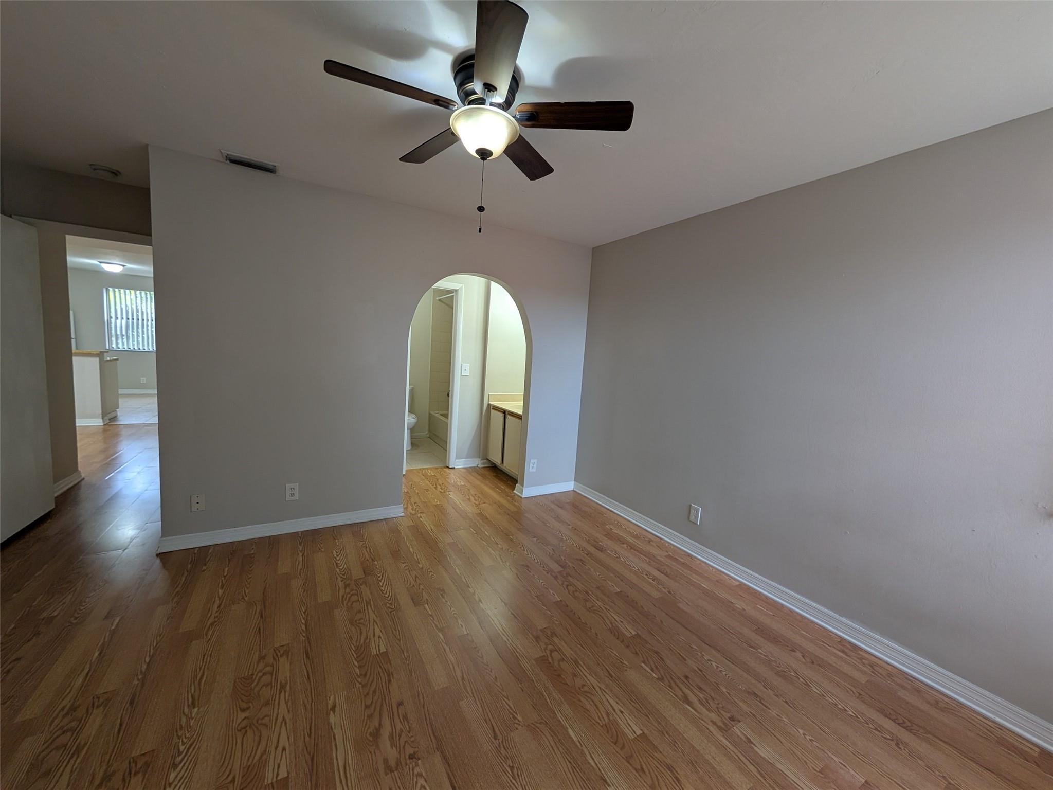 5741 Riverside Drive 201, Coral Springs, FL 33067