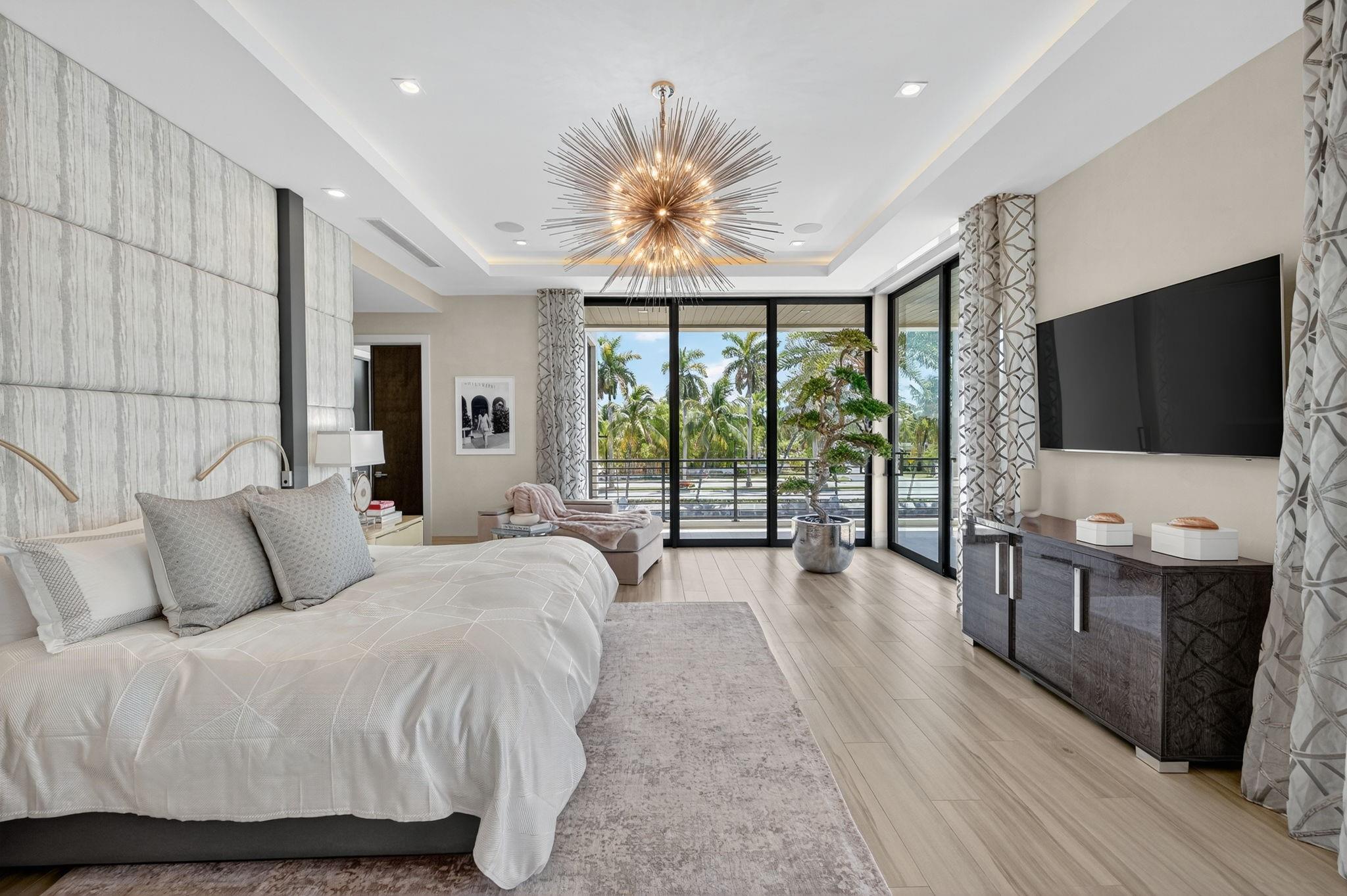 1 Royal Palm Drive, Fort Lauderdale, FL 33301