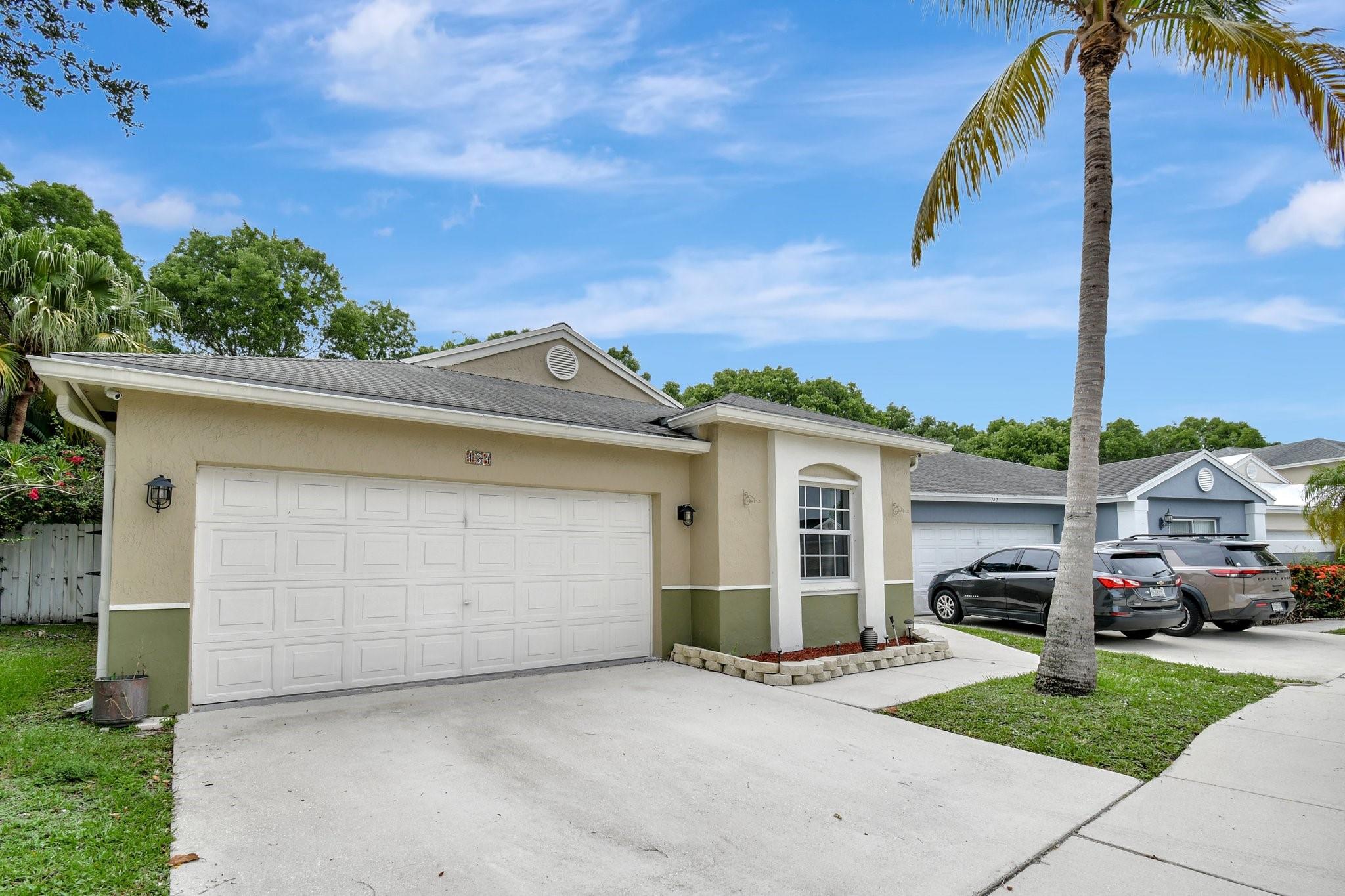 Photo for 134 E Riverbend Drive, Sunrise, FL 33326 - Listing #FX-10503326 134 E Riverbend Drive, Sunrise, FL 33326