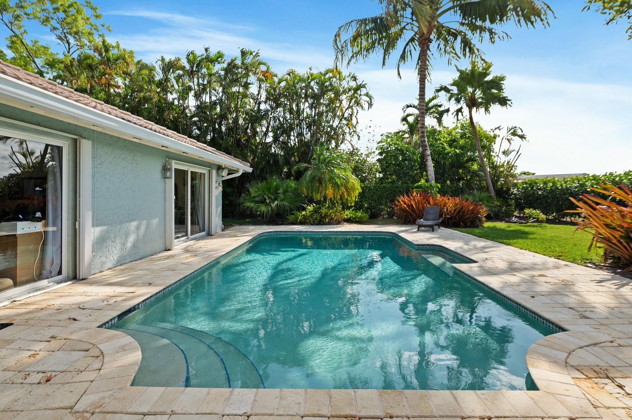 Photo for 10010 NW 11th Mnr, Coral Springs, FL 33071 - Listing #FX-10497303 10010 NW 11th Mnr, Coral Springs, FL 33071