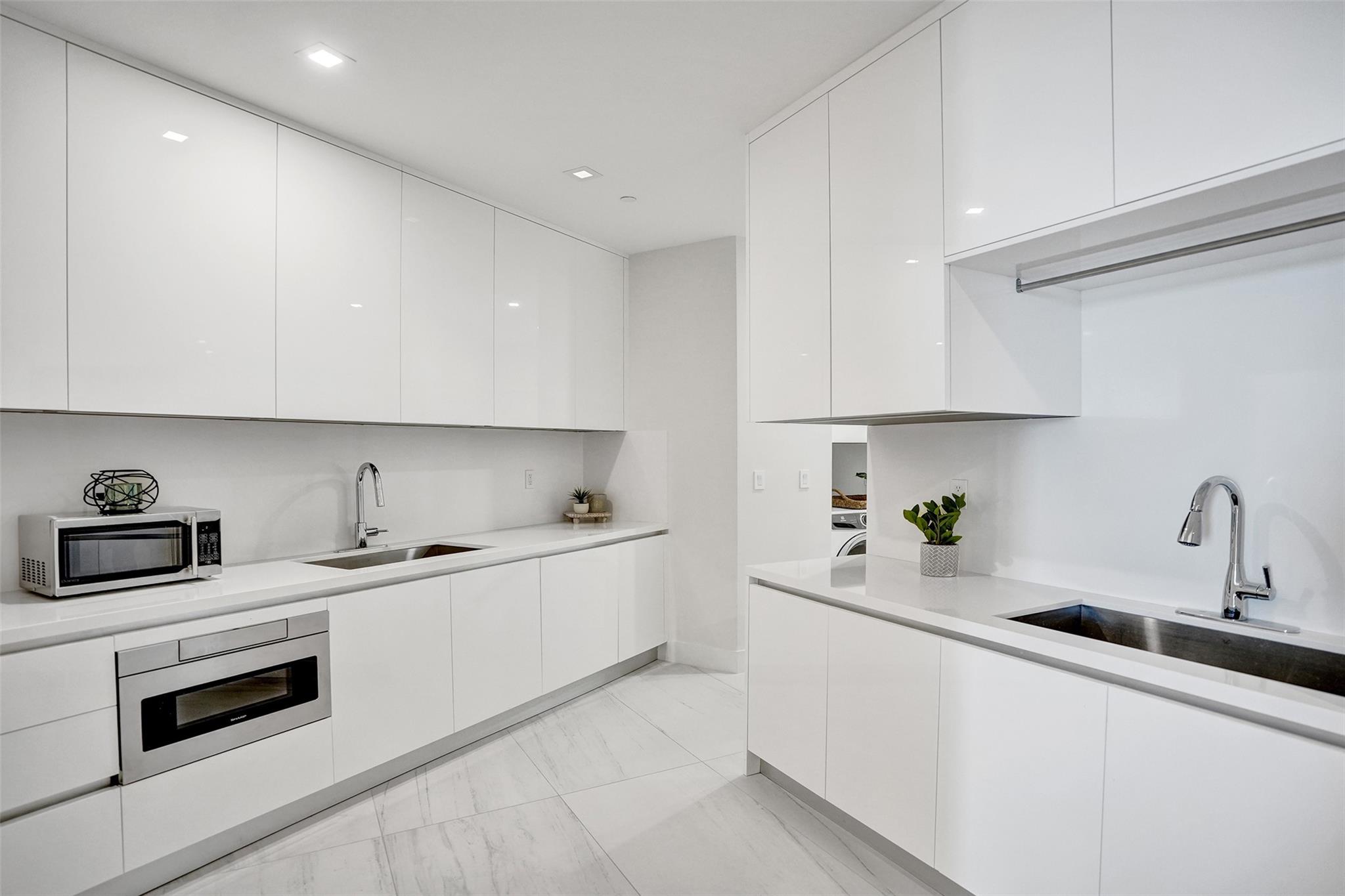 701 N Fort Lauderdale Beach Boulevard PH 1801, Fort Lauderdale, FL 33304