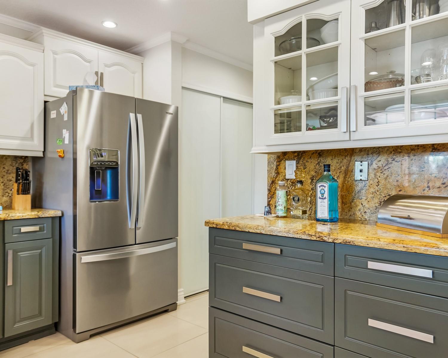 906 NW 83rd Drive, Coral Springs, FL 33071