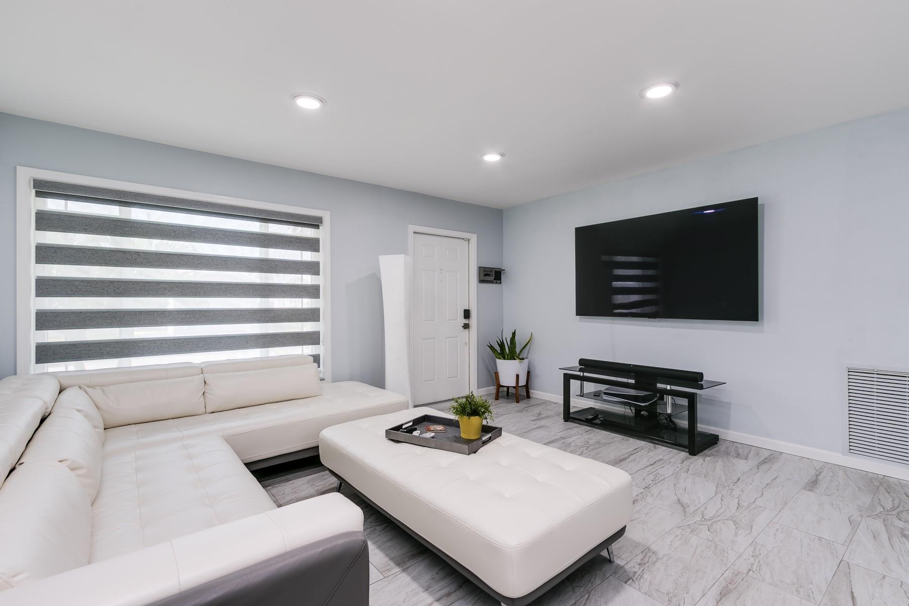 Photo for 8105 NW 59th Street, Tamarac, FL 33321 - Listing #FX-10506831 8105 NW 59th Street, Tamarac, FL 33321