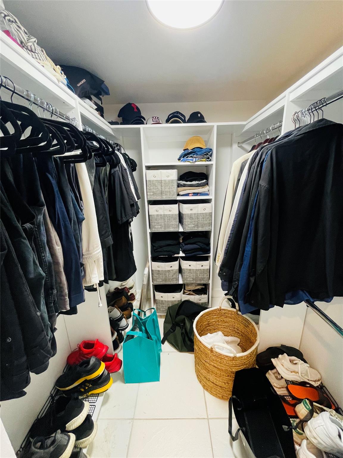 walk-in closet