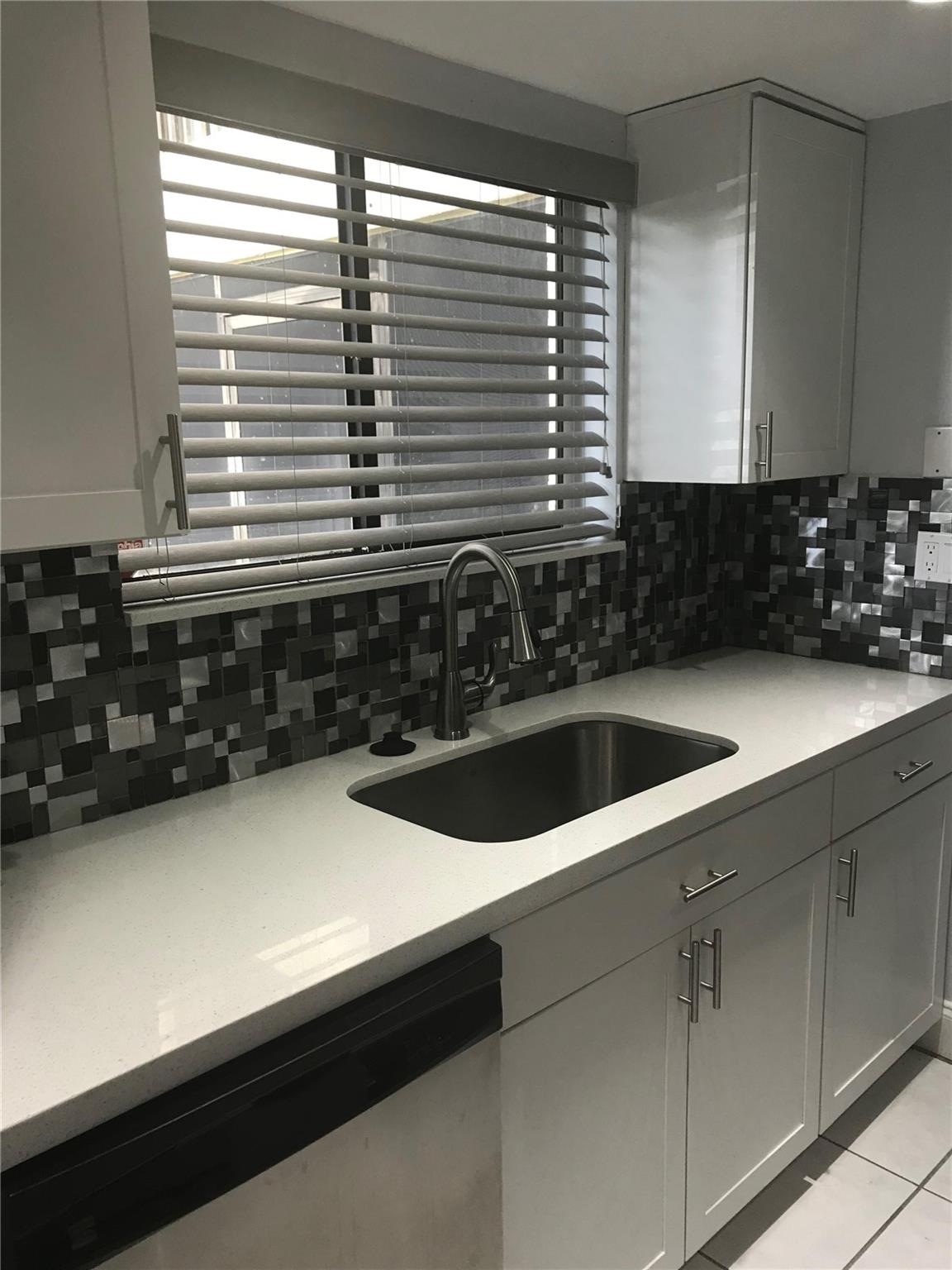 9576 SW 1st Court 9-F, Coral Springs, FL 33071