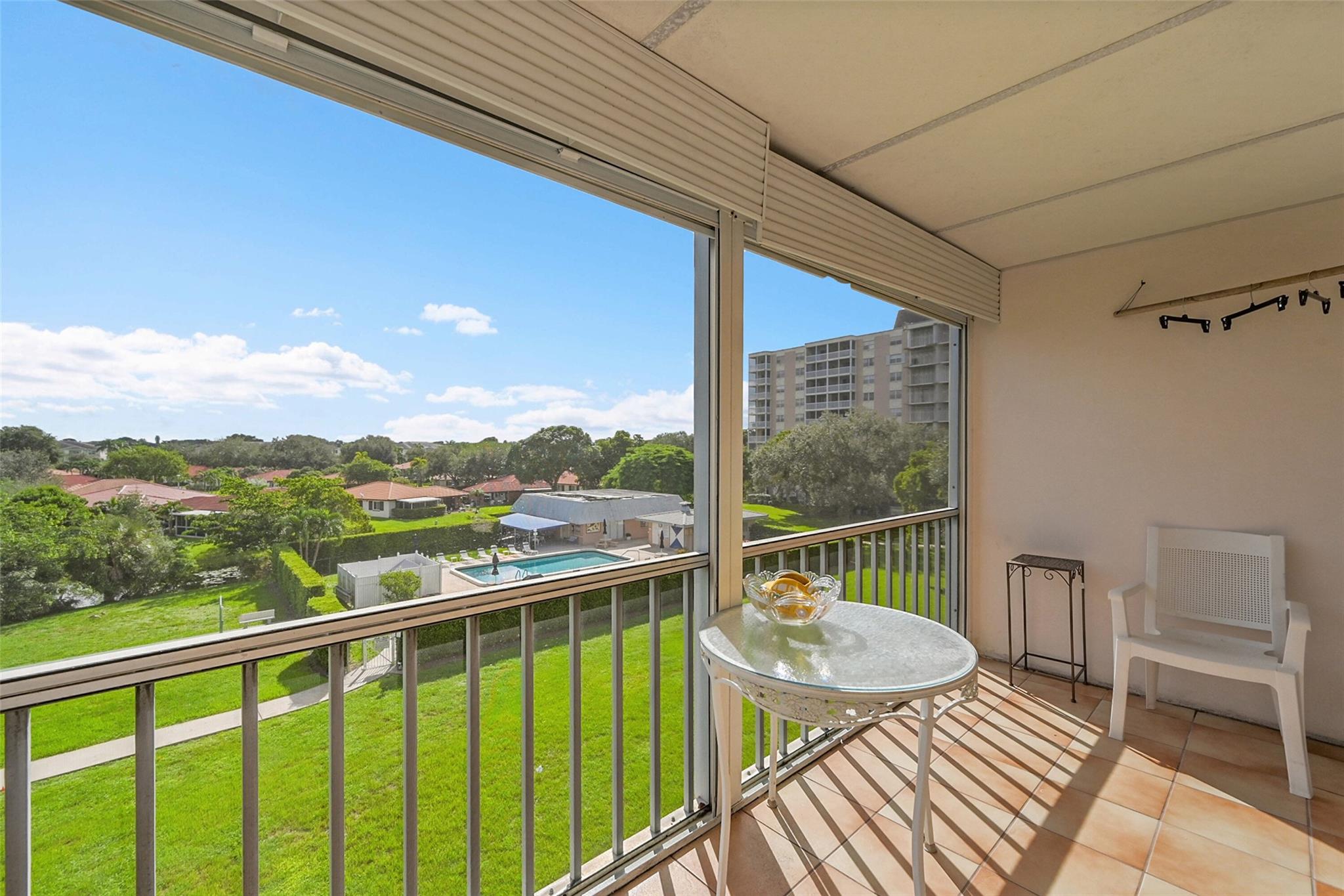 3475 Broken Woods Drive 401, Coral Springs, FL 33065