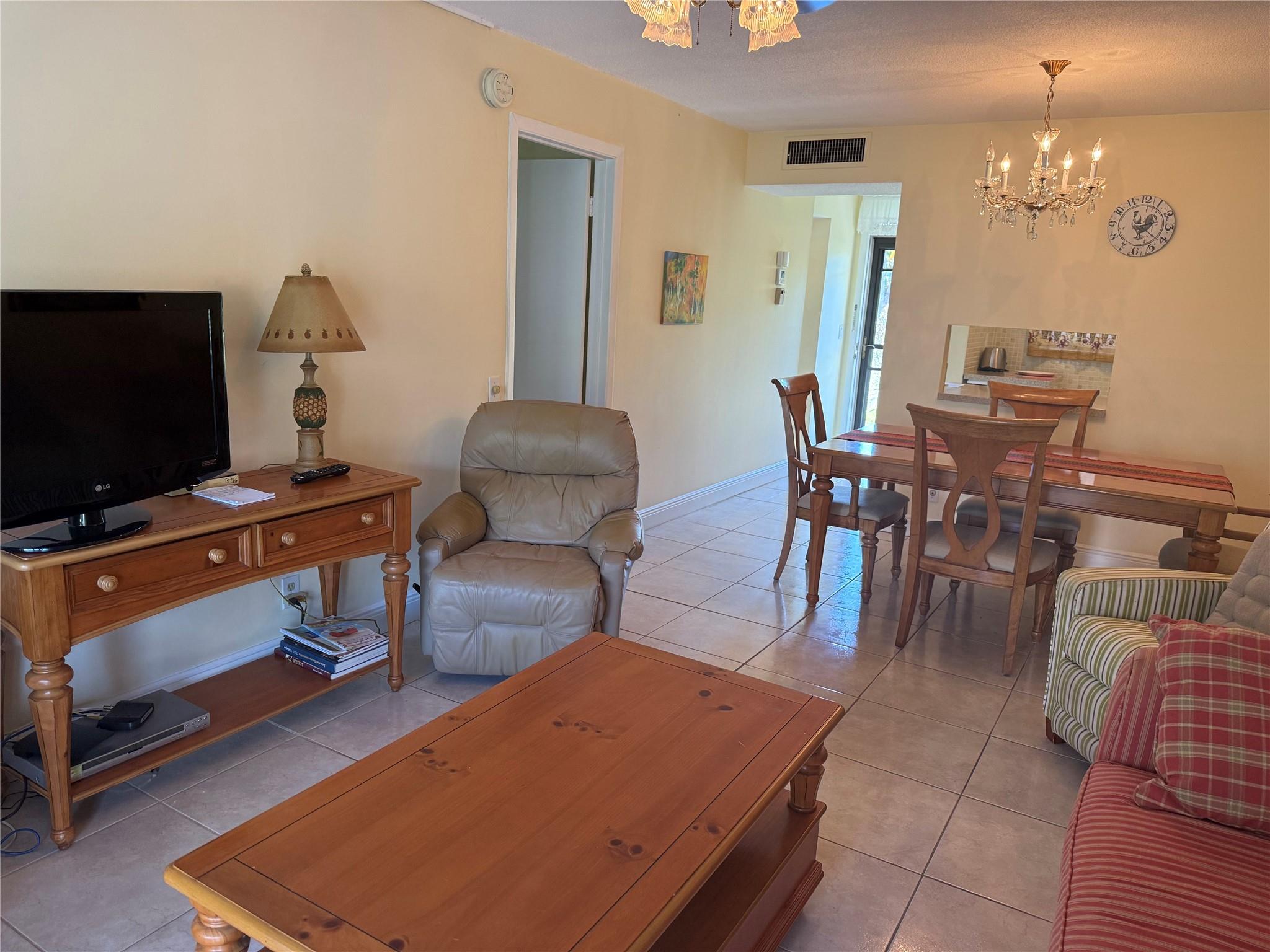 Photo for 2800 NW 47th Terrace, 108 108, Fort Lauderdale, FL 33313 - listing #FX-10535145 2800 NW 47th Terrace, 108 108, Fort Lauderdale, FL 33313