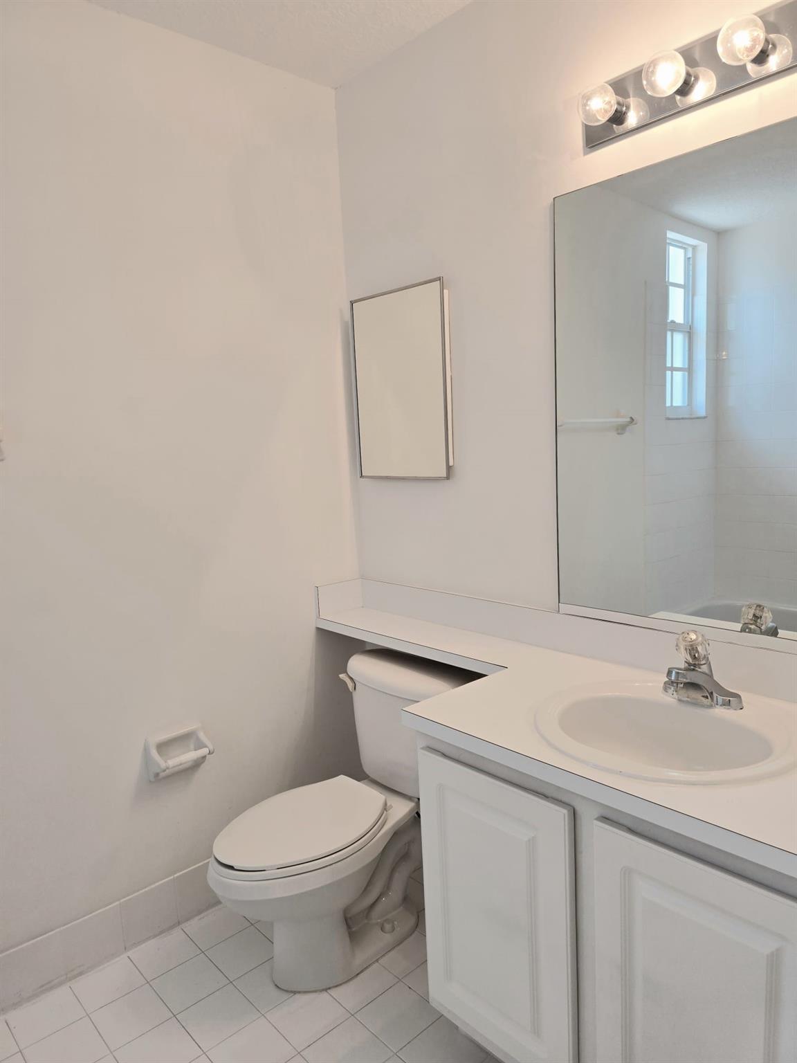 10589 NW 56th Place, Coral Springs, FL 33076