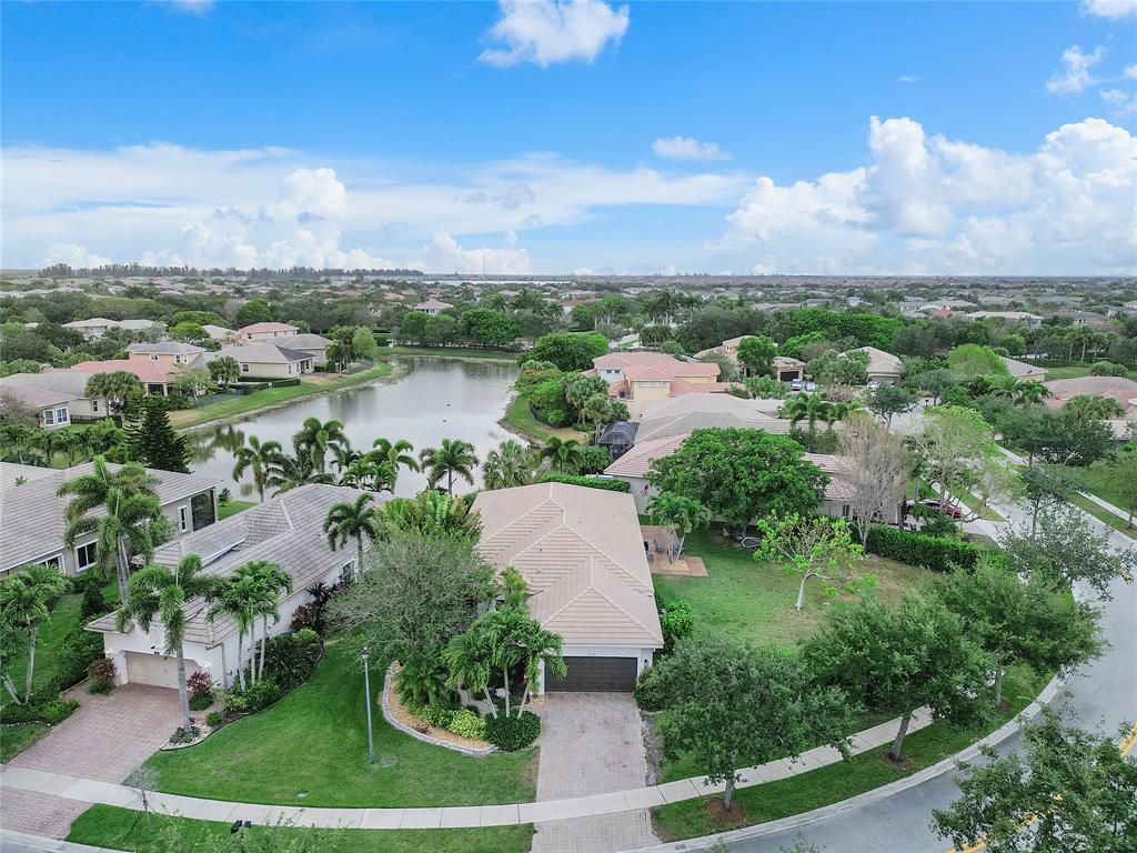 Photo for 12199 NW 77th Mnr, Parkland, FL 33076 - Listing #FX-10437192 12199 NW 77th Mnr, Parkland, FL 33076