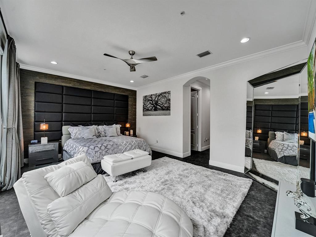 Photo for 1364 Bayview Drive, 1364, Fort Lauderdale, FL 33304 - Listing #FX-10418845 1364 Bayview Drive, 1364, Fort Lauderdale, FL 33304
