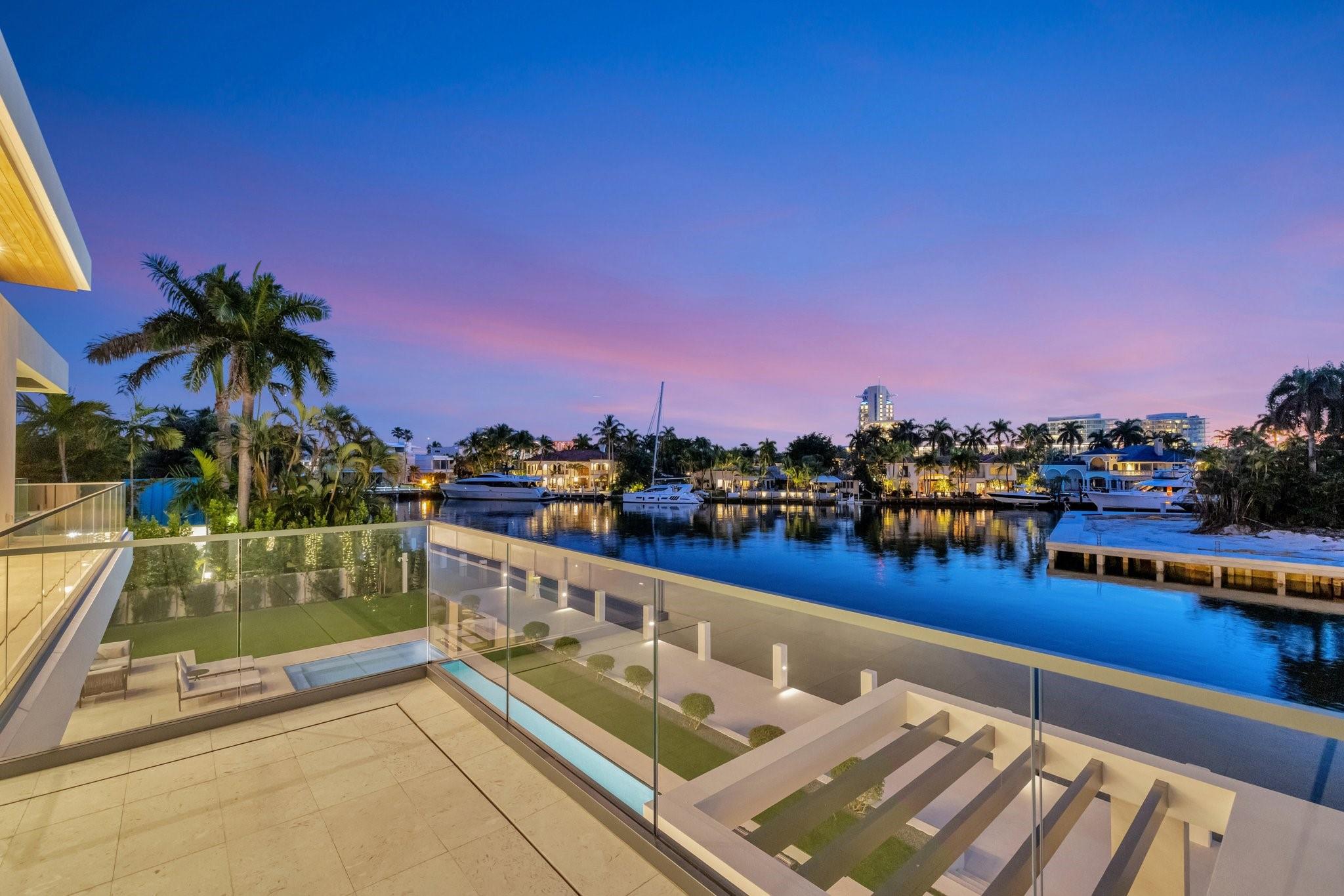 Photo for 2560 Del Lago Drive, Fort Lauderdale, FL 33316 - Listing #FX-10483159 2560 Del Lago Drive, Fort Lauderdale, FL 33316