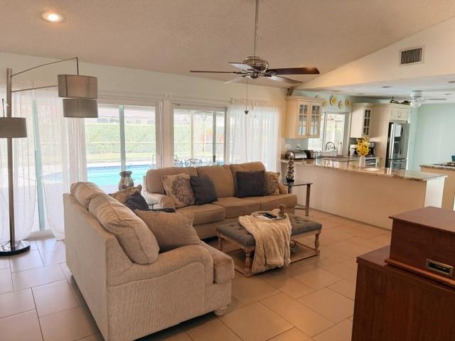 10931 NW 4th Street, Coral Springs, FL 33071