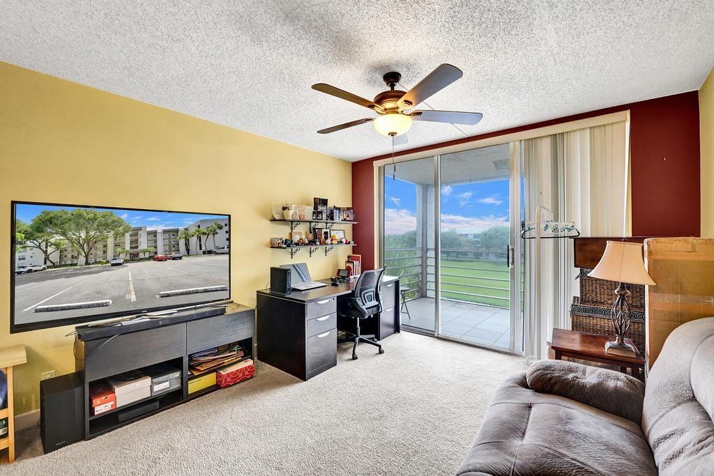 Photo for 9230 Lagoon Place, 406, Davie, FL 33324 - Listing #FX-10527214 9230 Lagoon Place, 406, Davie, FL 33324