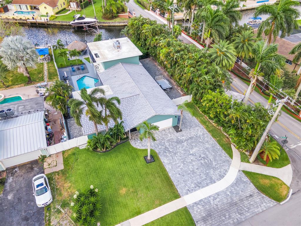 Photo for 5880 SW 19th Street, Plantation, FL 33317 - Listing #FX-10436185 5880 SW 19th Street, Plantation, FL 33317