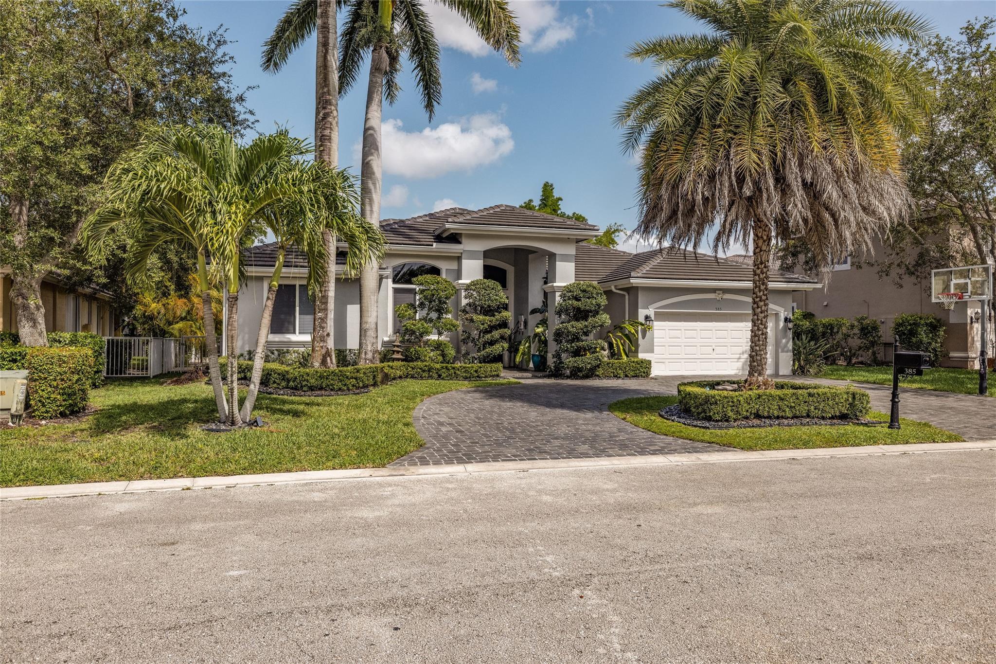 385 NW 118th Avenue, Coral Springs, FL 33071