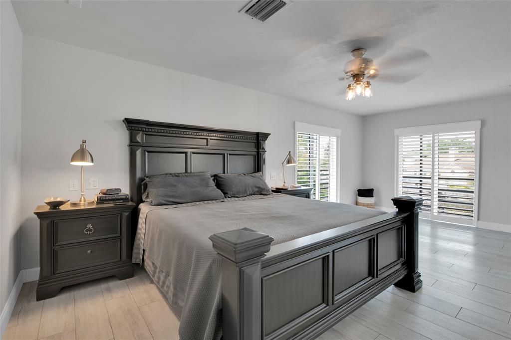 Photo for 5880 SW 19th Street, Plantation, FL 33317 - Listing #FX-10436185 5880 SW 19th Street, Plantation, FL 33317