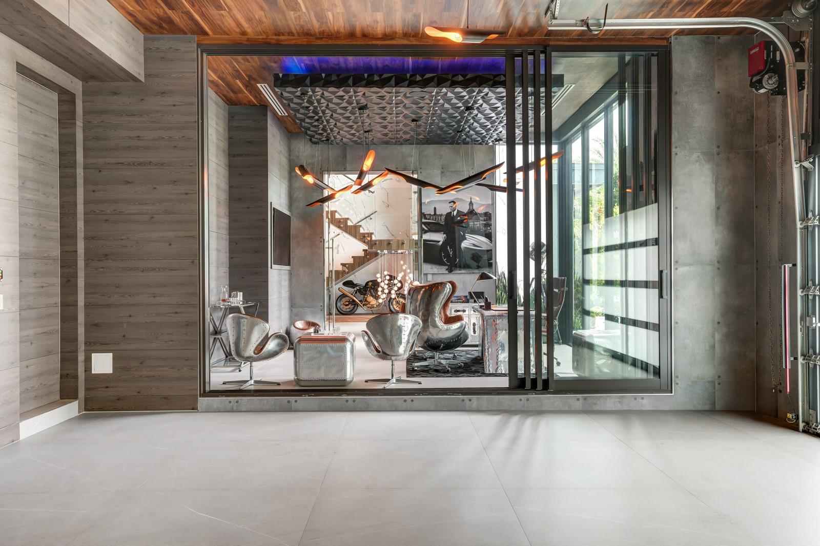 671 Middle River Drive, Fort Lauderdale, FL 33304