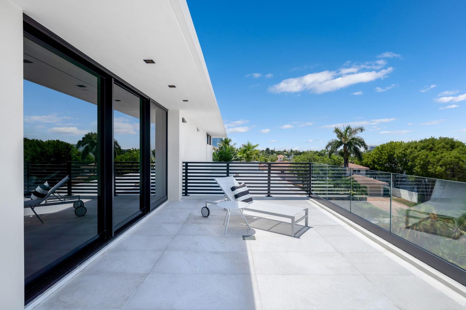 1721 SE 11th Street, Fort Lauderdale, FL 33316