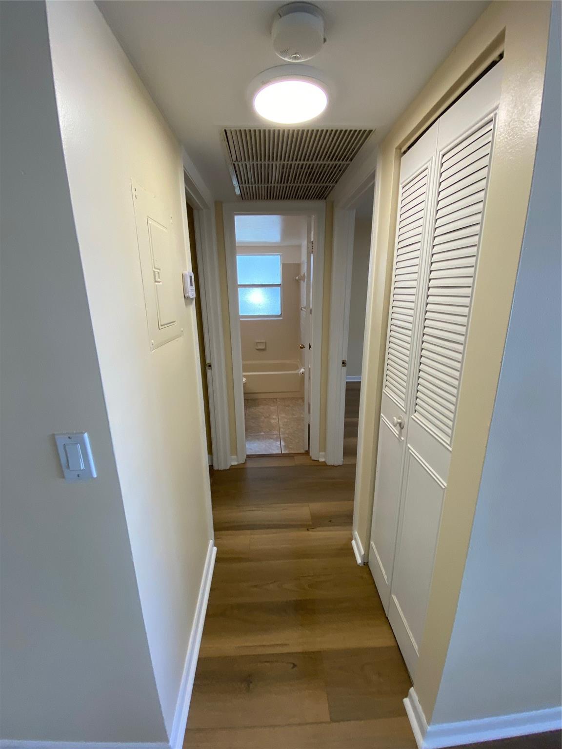 848 Twin Lakes Drive 19-G, Coral Springs, FL 33071