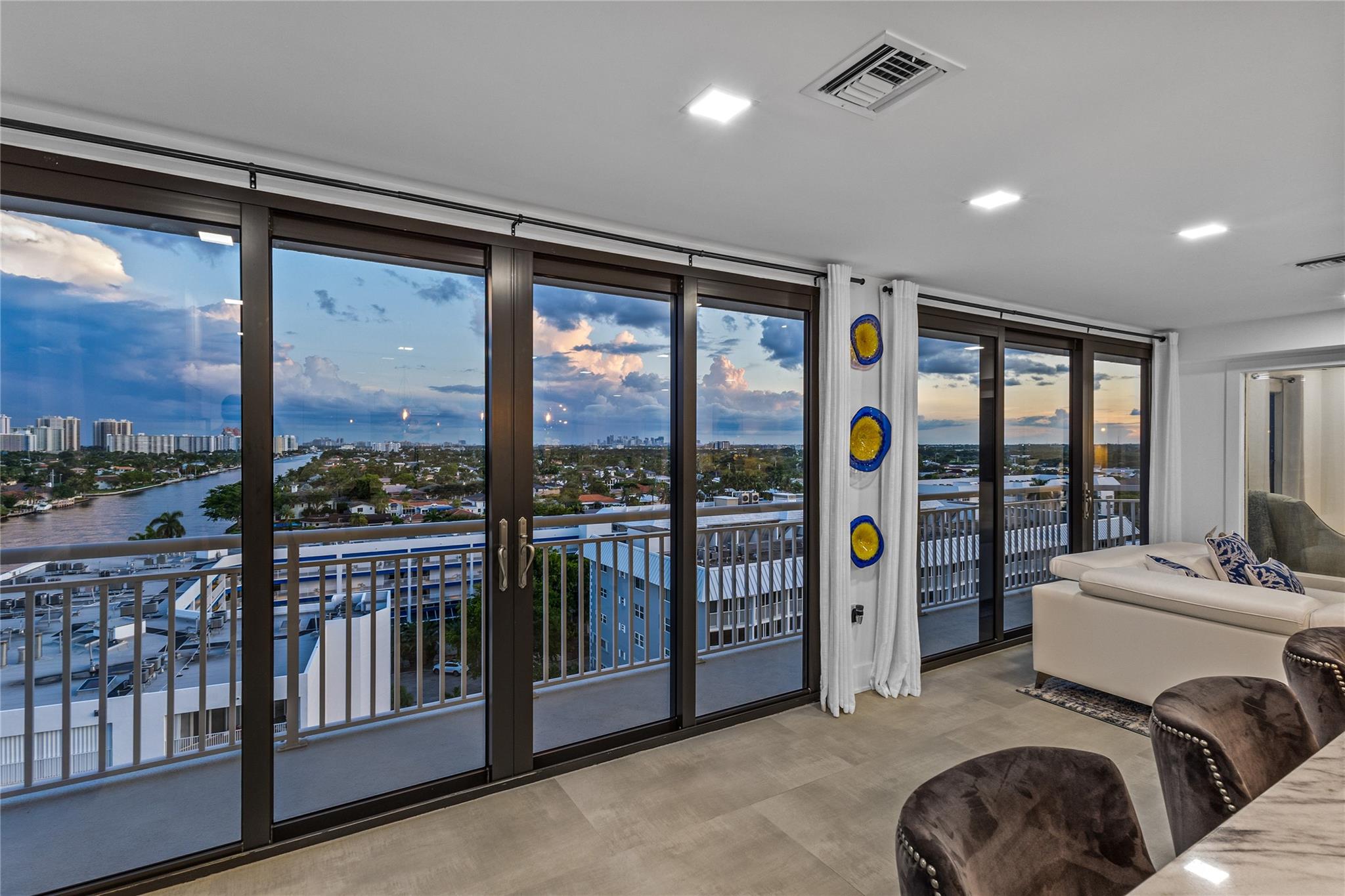 Photo for 3100 NE 48th Street, PH18, Fort Lauderdale, FL 33308 - Listing #FX-10525247 3100 NE 48th Street, PH18, Fort Lauderdale, FL 33308