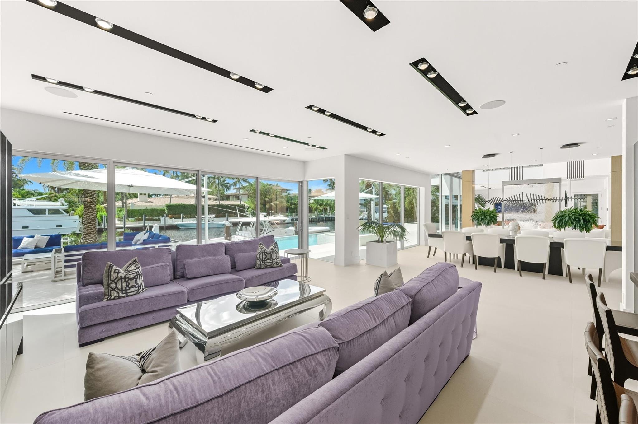 14 N Isla Bahia Drive, Fort Lauderdale, FL 33316