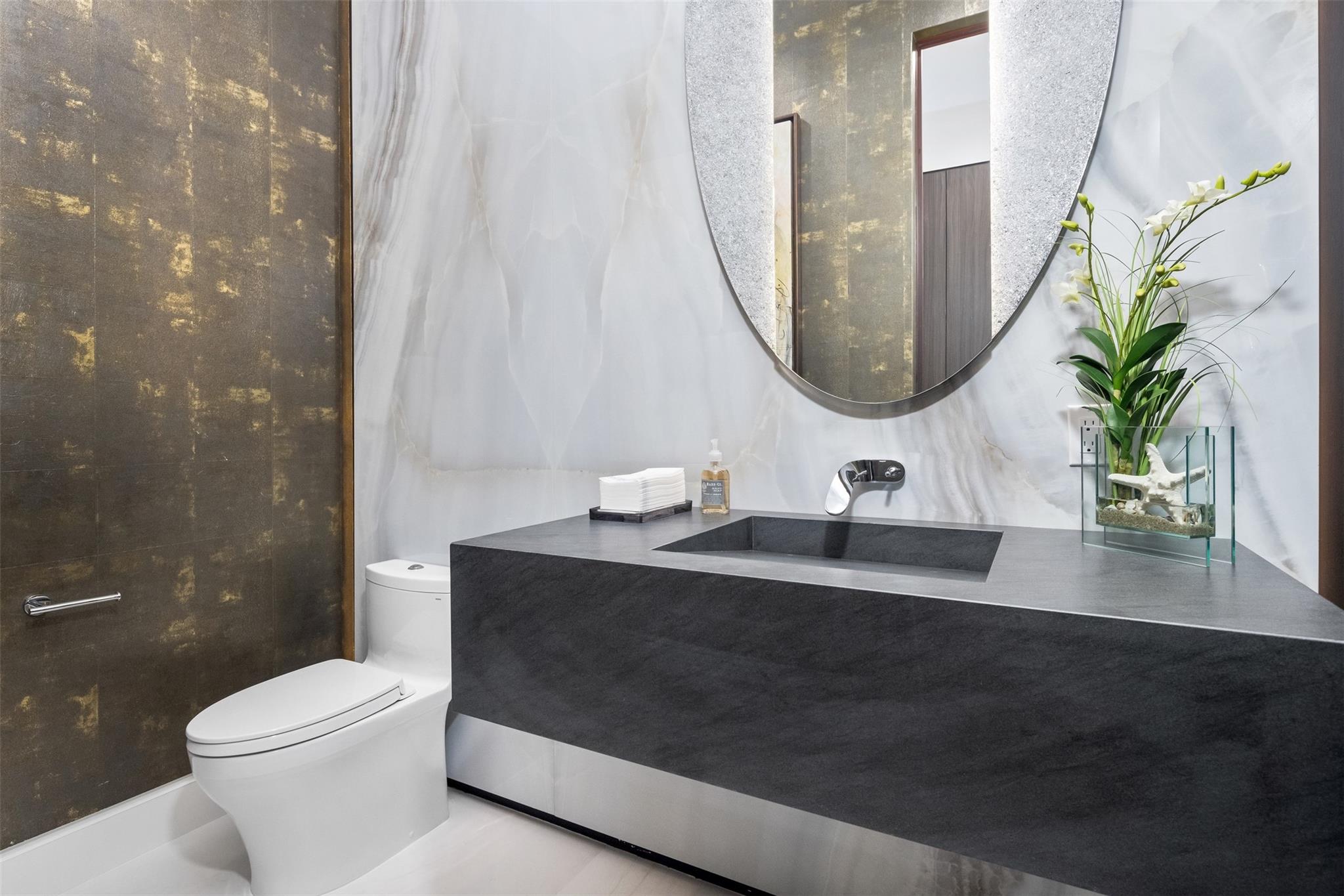 2733 NE 16th Street, Fort Lauderdale, FL 33304