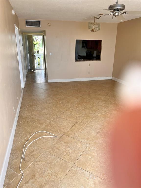 Photo for 1000 NE 191st Street, 25, Miami, FL 33179 - Listing #FX-10479626 1000 NE 191st Street, 25, Miami, FL 33179