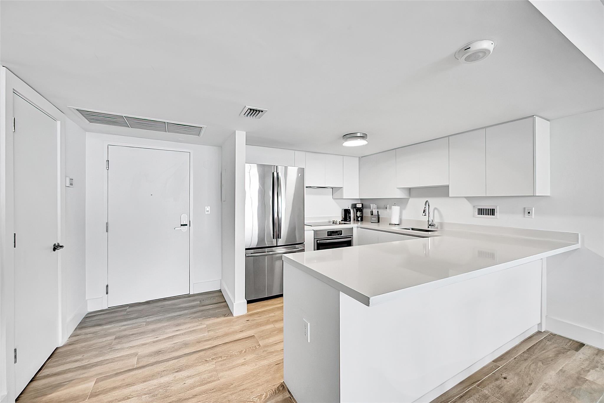 Photo for 2301 Collins Avenue, 838, Miami Beach, FL 33139 - Listing #FX-10506924 2301 Collins Avenue, 838, Miami Beach, FL 33139