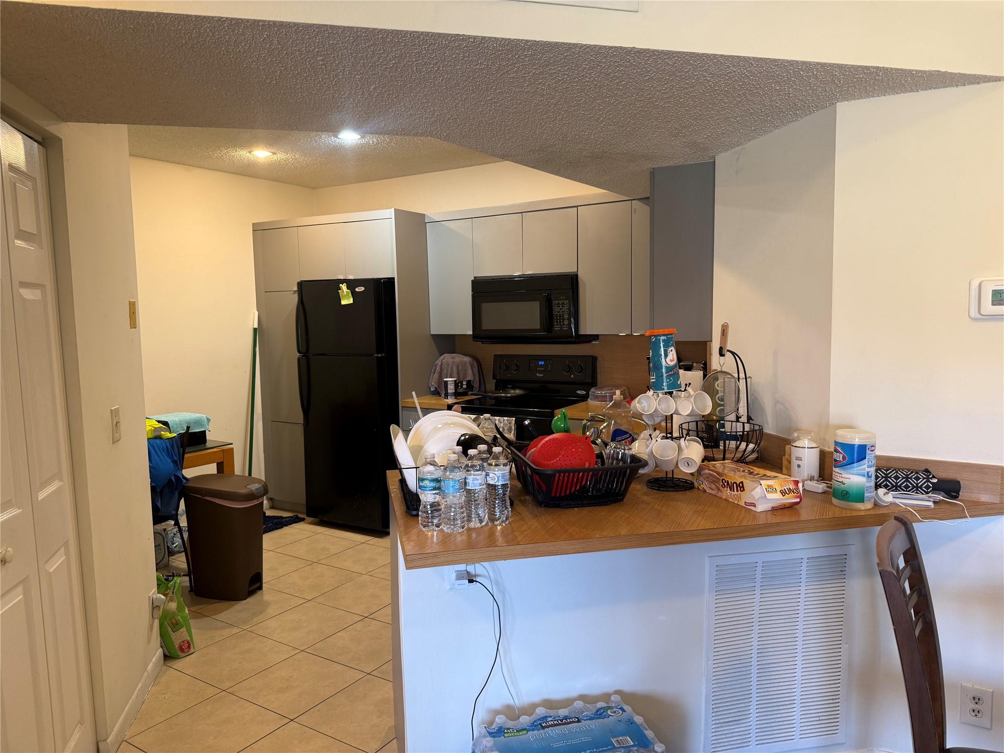 9055 Wiles Road 304, Coral Springs, FL 33067