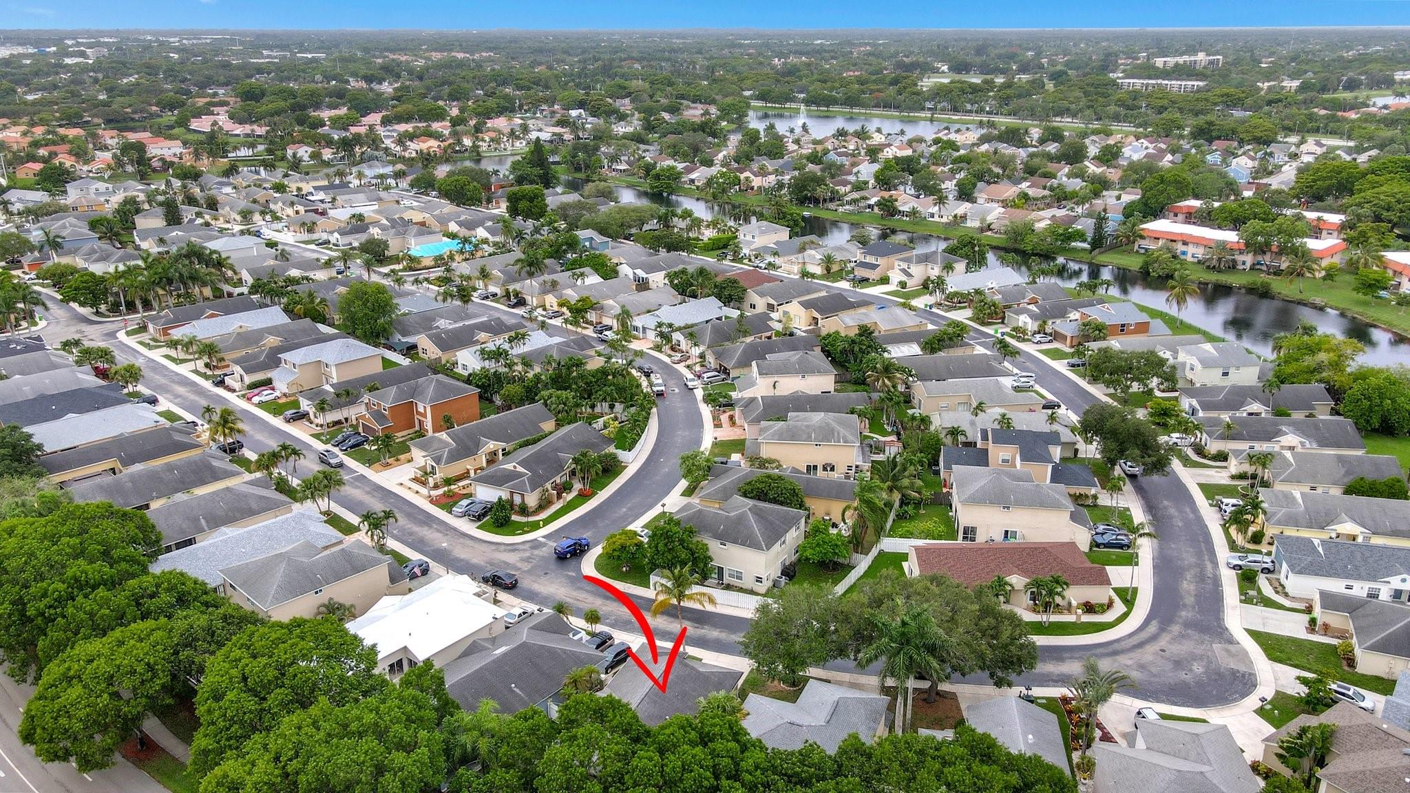 Photo for 134 E Riverbend Drive, Sunrise, FL 33326 - Listing #FX-10503326 134 E Riverbend Drive, Sunrise, FL 33326