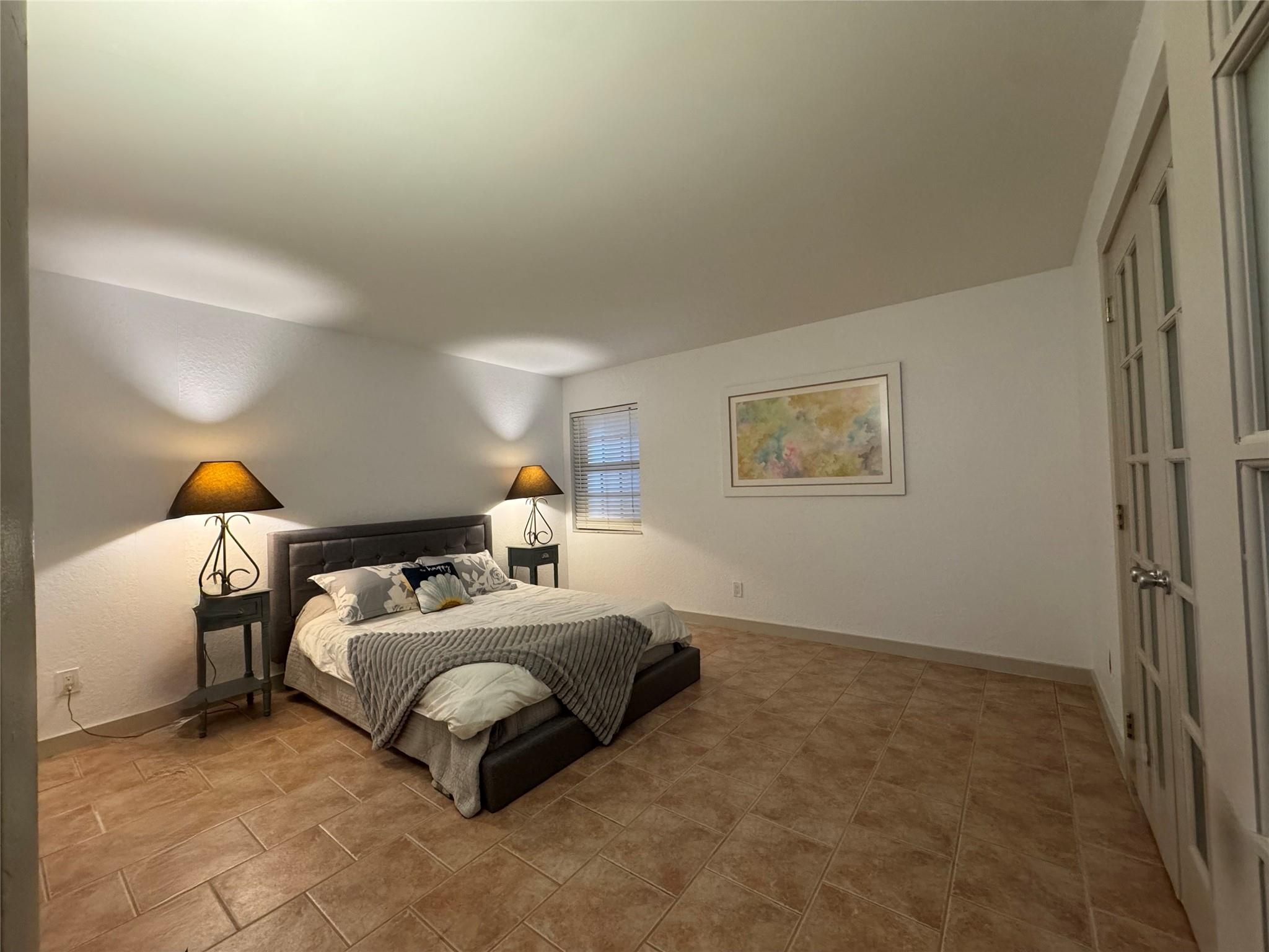 Photo for 815 NE 28th Street, 104, Wilton Manors, FL 33334 - Listing #FX-10492542 815 NE 28th Street, 104, Wilton Manors, FL 33334