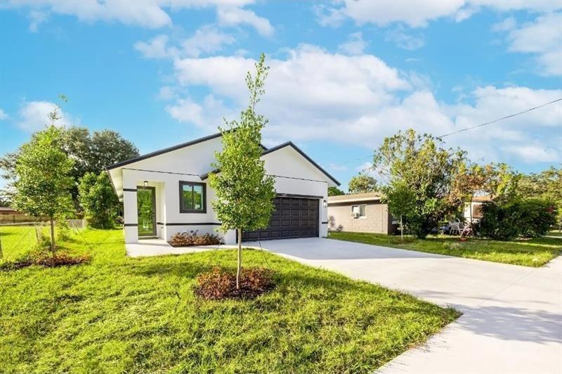 Photo for 1605 N 23rd Street, Fort Pierce, FL 34950 - listing #FX-10537996 1605 N 23rd Street, Fort Pierce, FL 34950