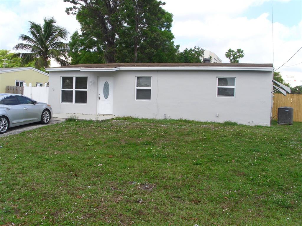 Photo for 5741 NW 27th Street, Margate, FL 33063 - listing #FX-10417680 5741 NW 27th Street, Margate, FL 33063