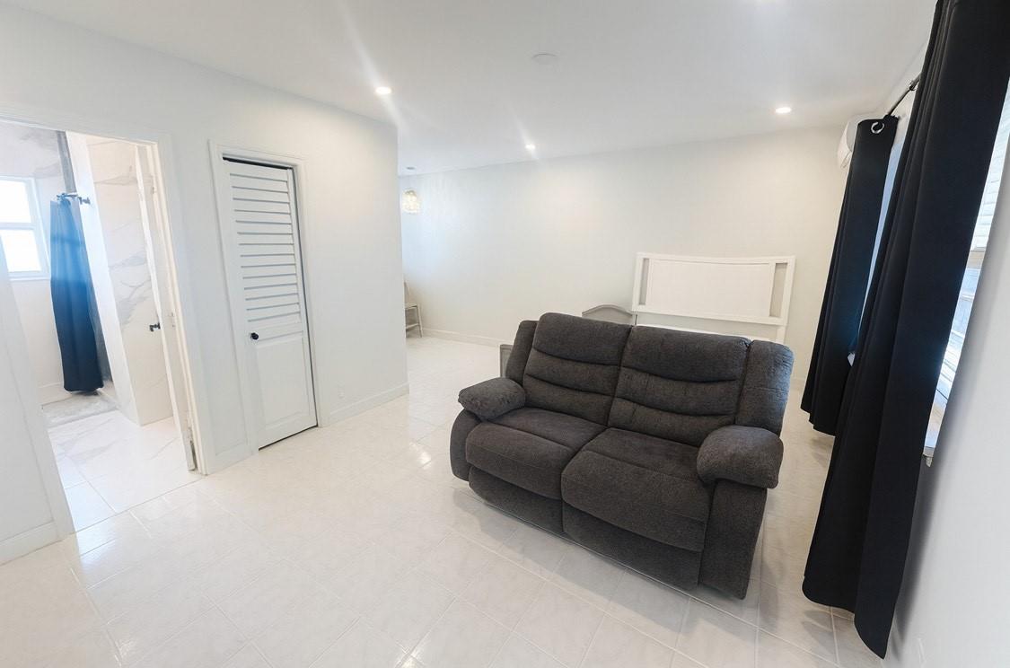 1941 Washington Street 3, Hollywood, FL 33020