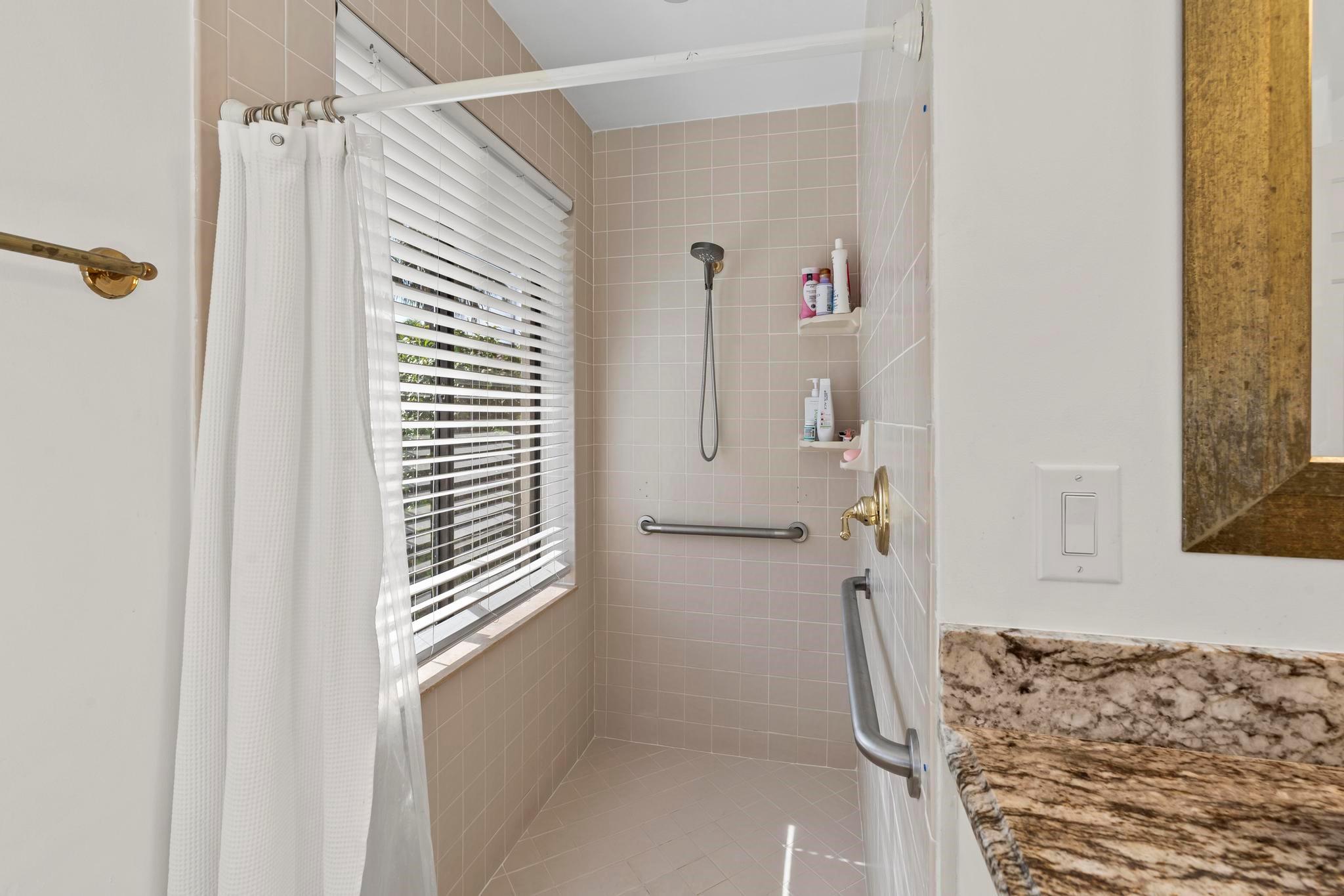 4664 NW 58th Terrace, Coral Springs, FL 33067