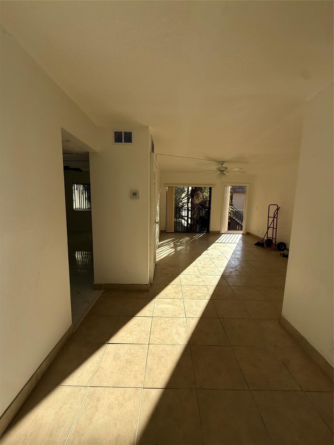 10896 Royal Palm Boulevard 10895, Coral Springs, FL 33065