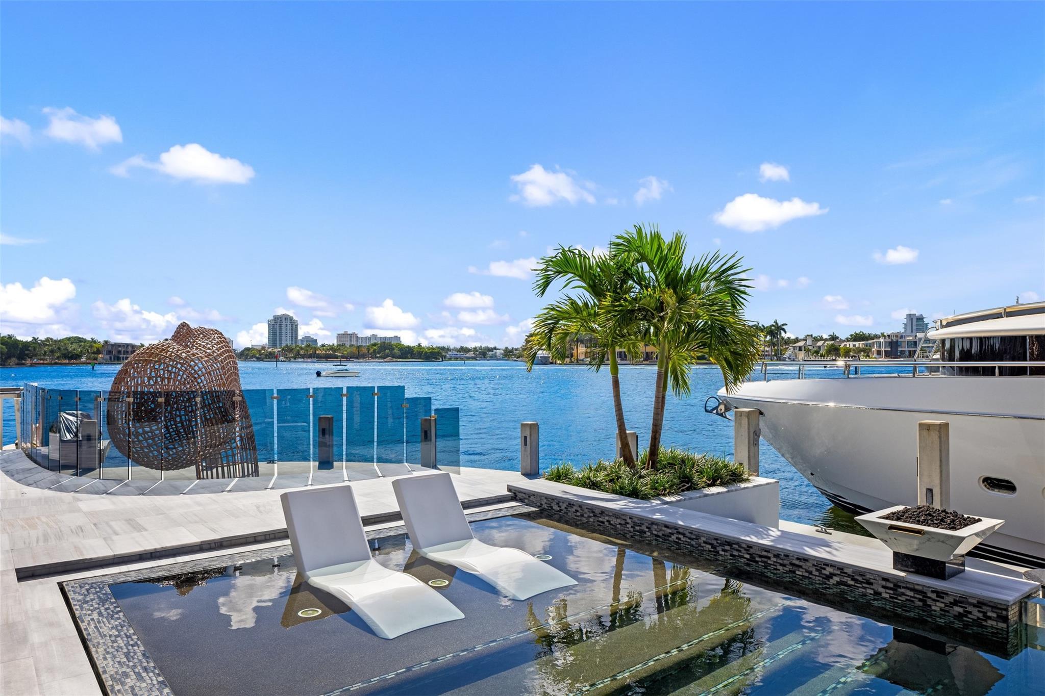 1845 SE 7th Street, Fort Lauderdale, FL 33316