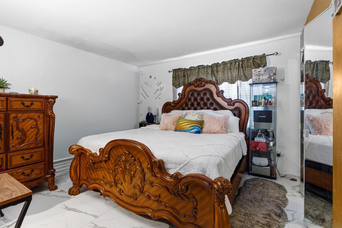 10762 La Placida Drive 7-107, Coral Springs, FL 33065