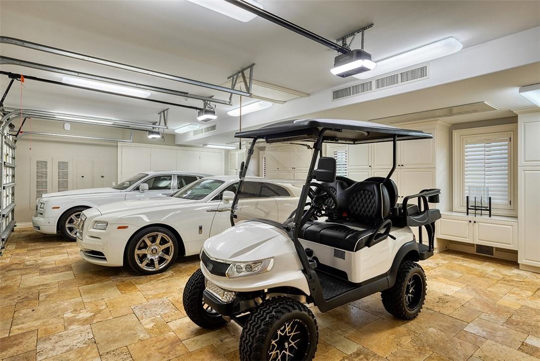 2900 NE 37th Street, Fort Lauderdale, FL 33308