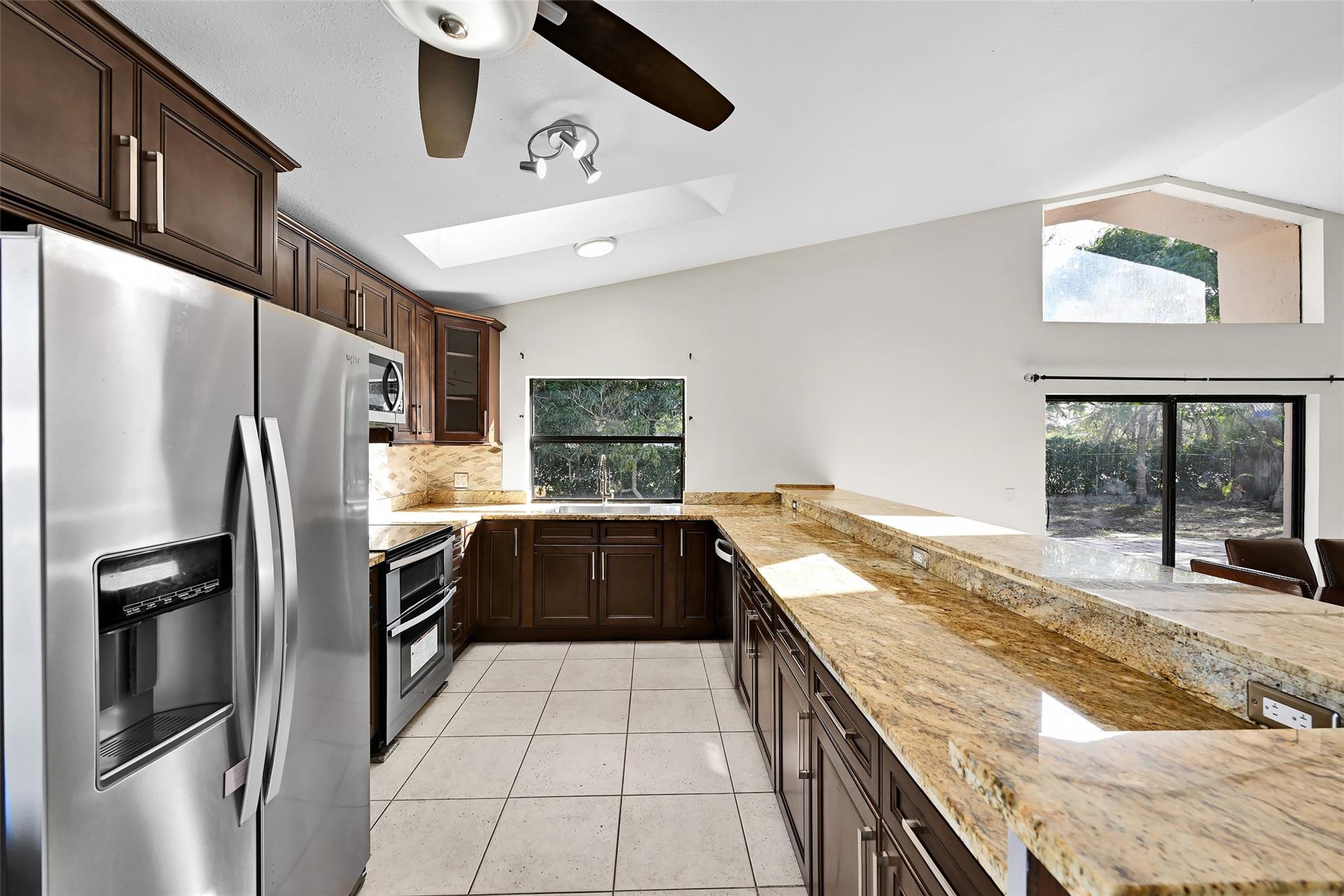 11136 NW 1st Place, Coral Springs, FL 33071