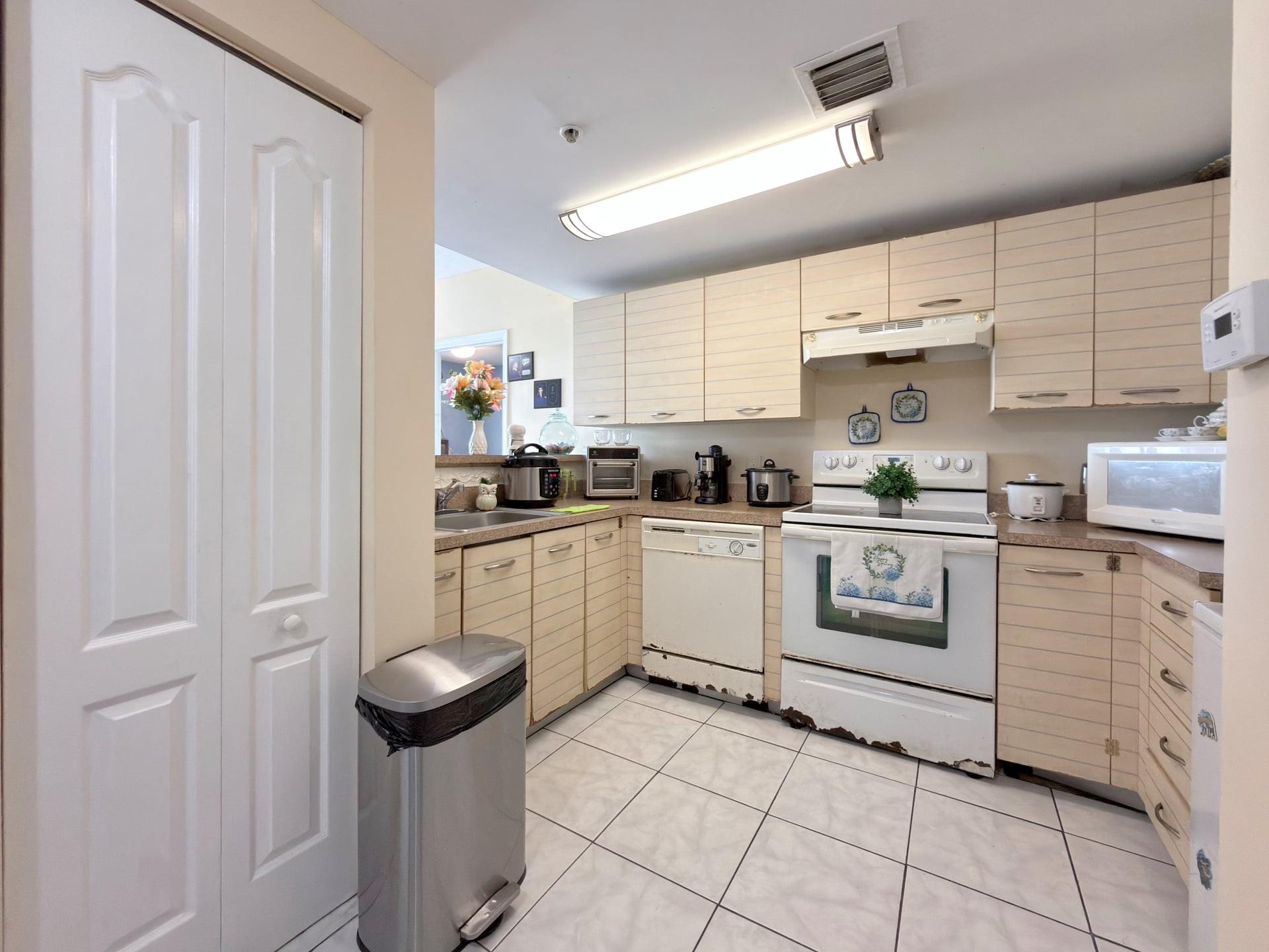 2217 NW 7th Street 901, Miami, FL 33125