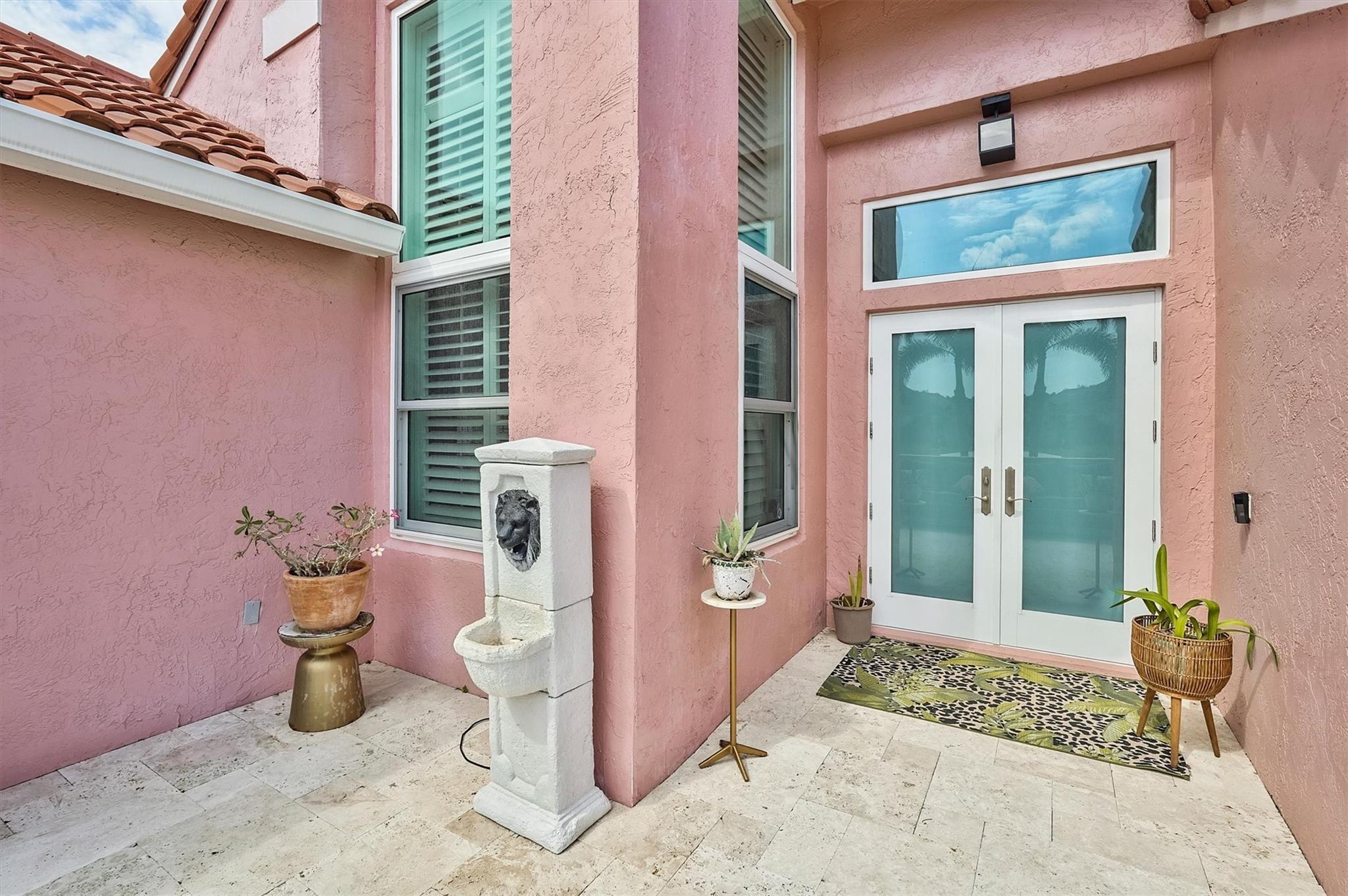 26 Dogwood Circle, Boynton Beach, FL 33436