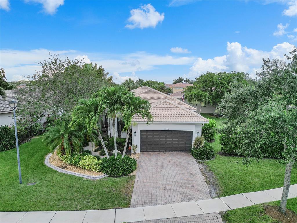Photo for 12199 NW 77th Mnr, Parkland, FL 33076 - Listing #FX-10437192 12199 NW 77th Mnr, Parkland, FL 33076