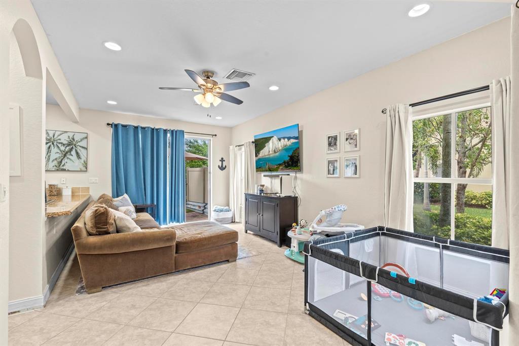 Photo for 265 Lake Monterey Circle, Boynton Beach, FL 33426 - Listing #FX-10448153 265 Lake Monterey Circle, Boynton Beach, FL 33426