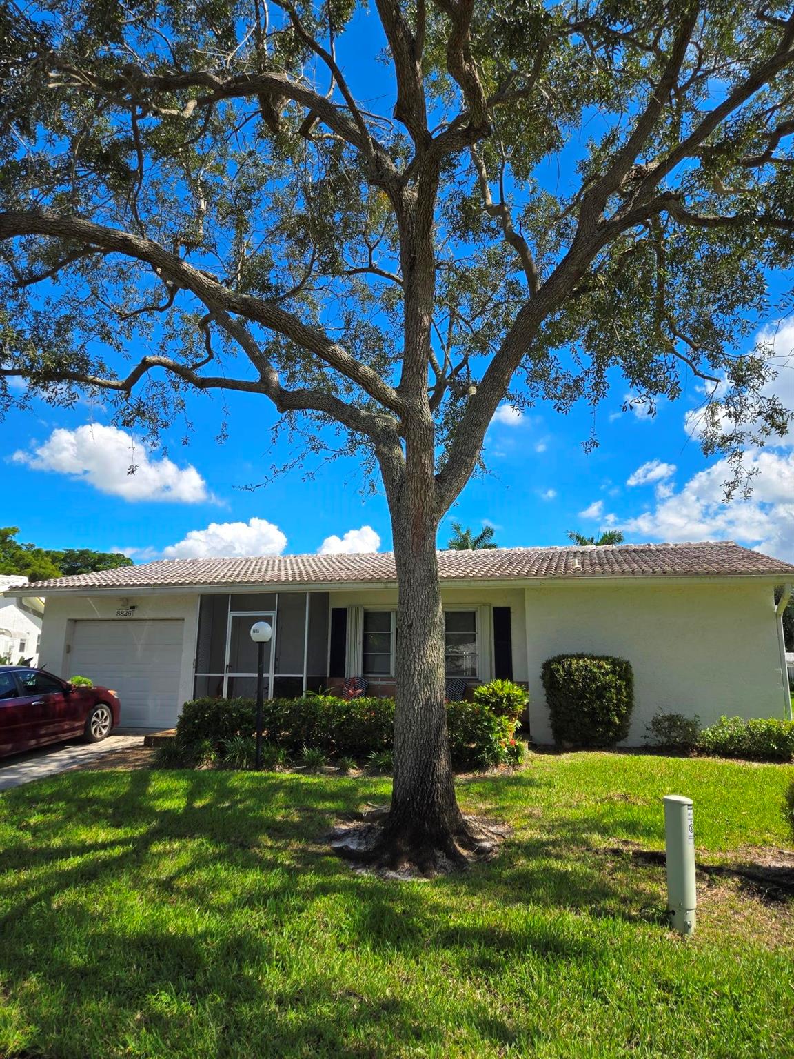 Photo for 8826 NW 13th Street, Plantation, FL 33322 - listing #FX-10532187 8826 NW 13th Street, Plantation, FL 33322